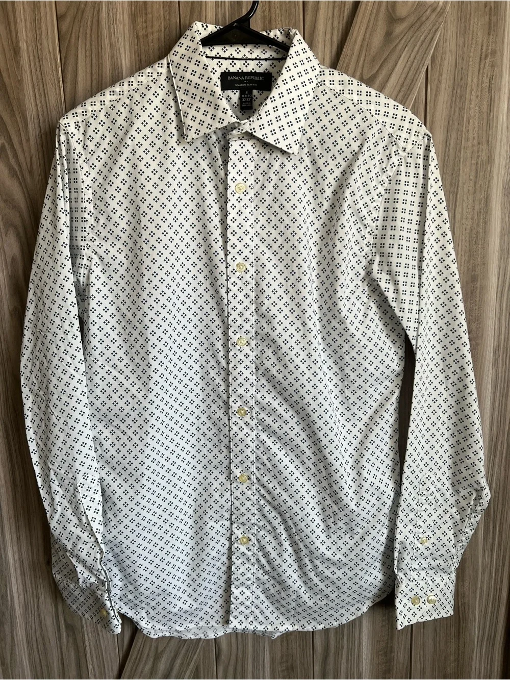 Banana Republic White Dress Shirt with Navy Geometric Print